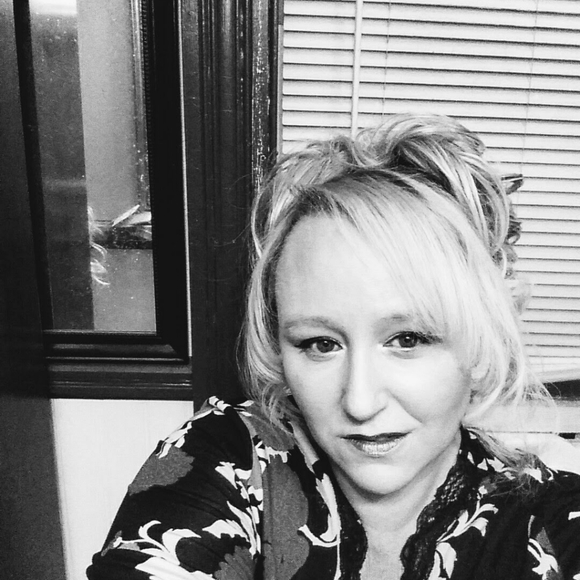 Meet your Posher, Lisa - Picture 9 of 10